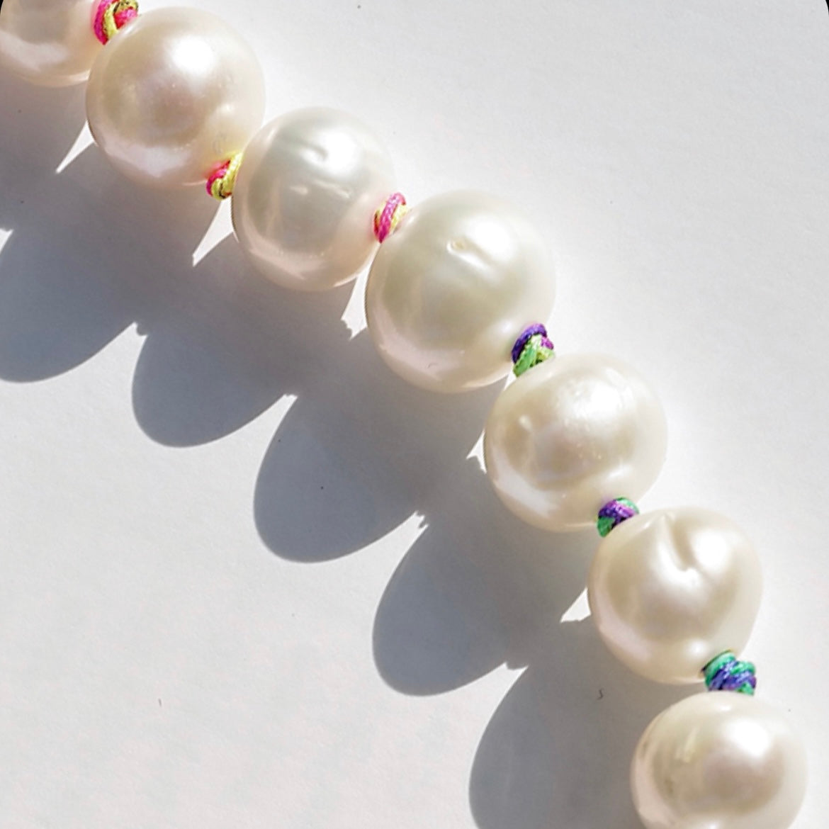 NECKLACE RAINBOW FRESHWATER PEARLS BY 4 CROSSES